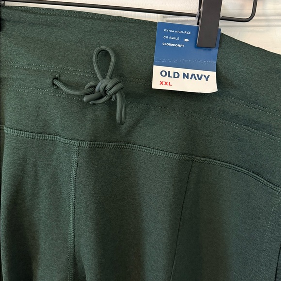 XXL Dark Green CloudComfy Old Navy Joggers 💚 NEW WITH TAGS - Picture 11 of 13